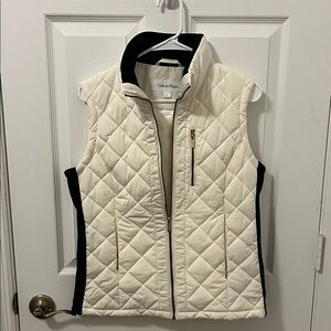 Calvin Klein Women's Quilted Vest in Cream and Black